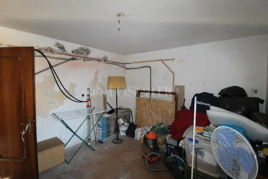 Casa Indipendente in vendita di 230 mq a €199.000 (rif. 100/2026)