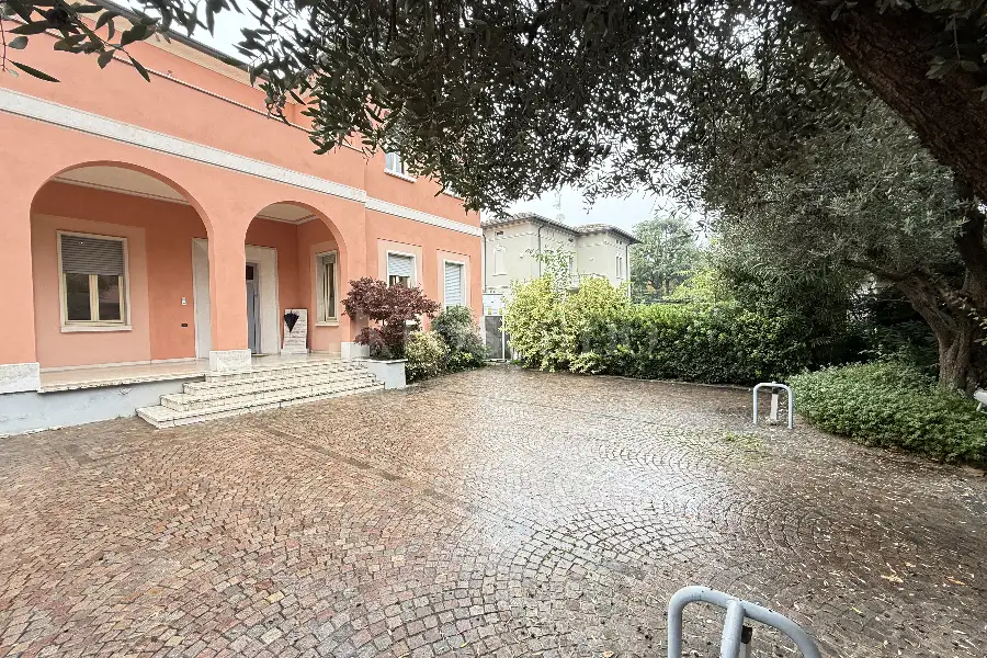Villa in vendita di 384 mq a €650.000 (rif. 48/2025)