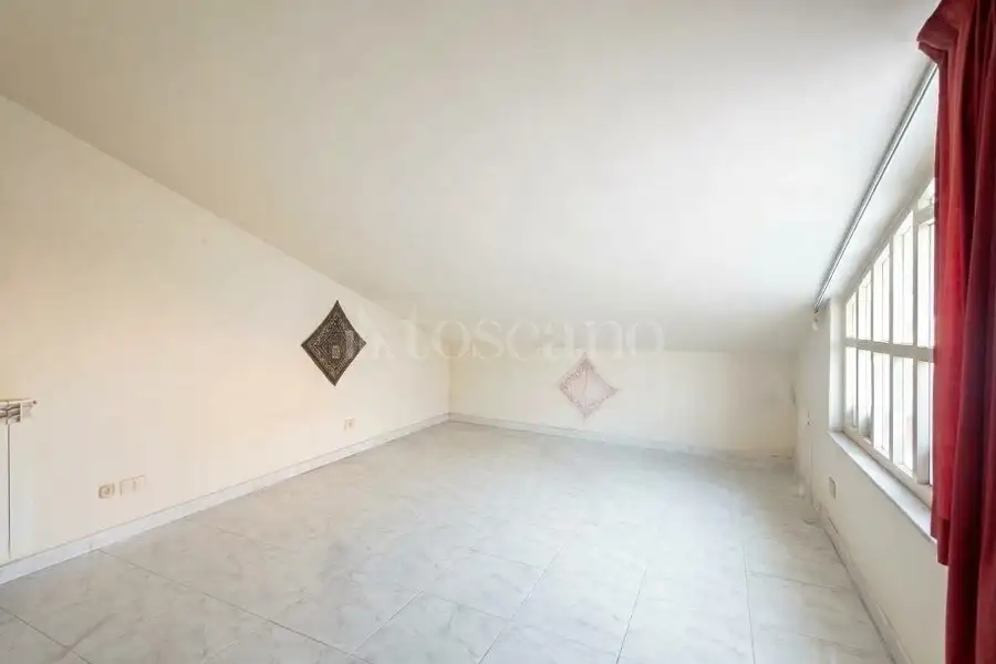 Casa Indipendente in vendita di 416 mq a €298.000 (rif. 174/2026)