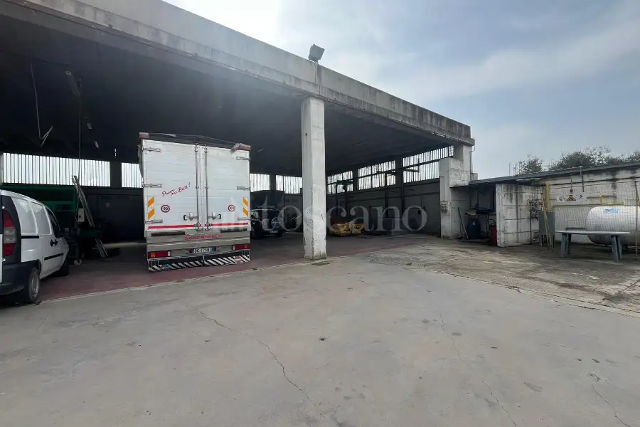 Capannone in vendita di 1.200 mq trattativa riservata (rif. 20/2026)