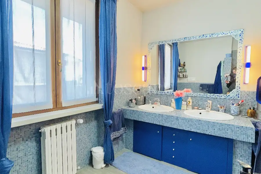Villa in vendita di 410 mq trattativa riservata (rif. 112/2024)