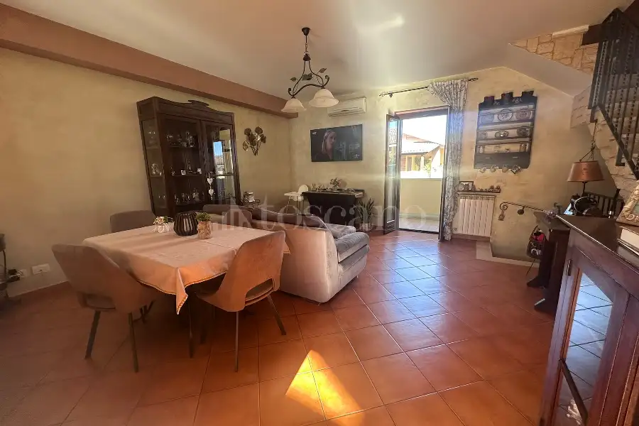 Villino a Schiera in vendita di 150 mq a €274.000 (rif. 62/2026)