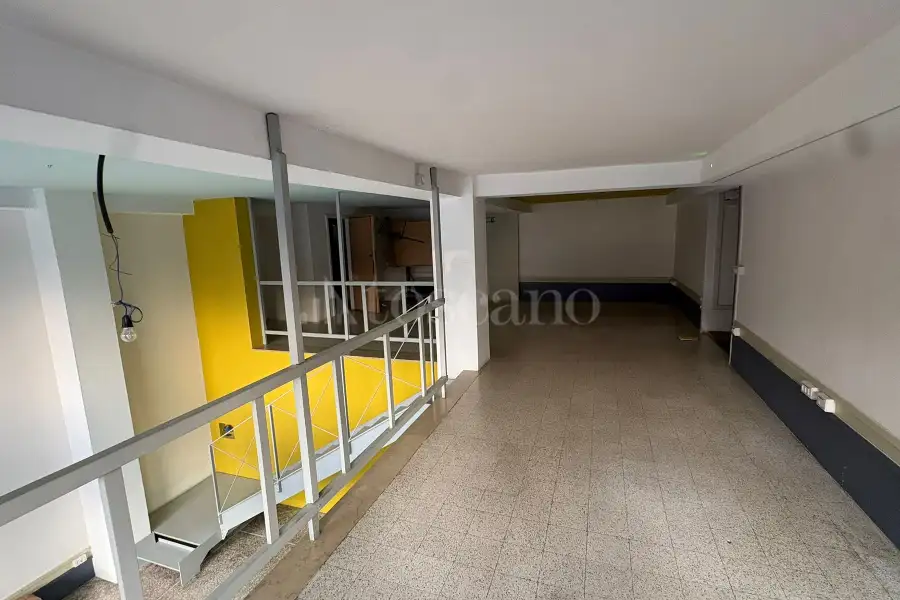 Negozio in affitto di 60 mq a €850 (rif. 13/2026)