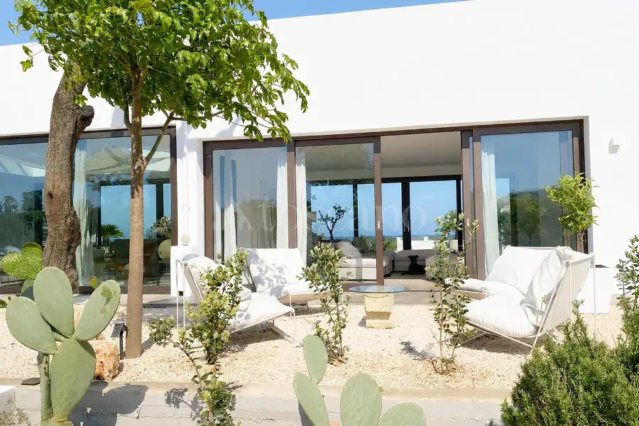 Casa Indipendente in vendita di 180 mq a €1.200.000 (rif. 23/2026)