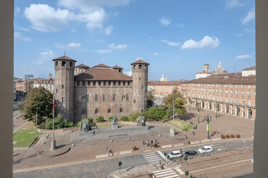 Casa in affitto di 200 mq trattativa riservata (rif. 42/2026)
