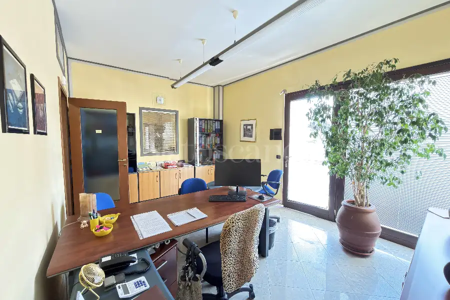 Ufficio in vendita di 113 mq a €290.000 (rif. 14/2026)