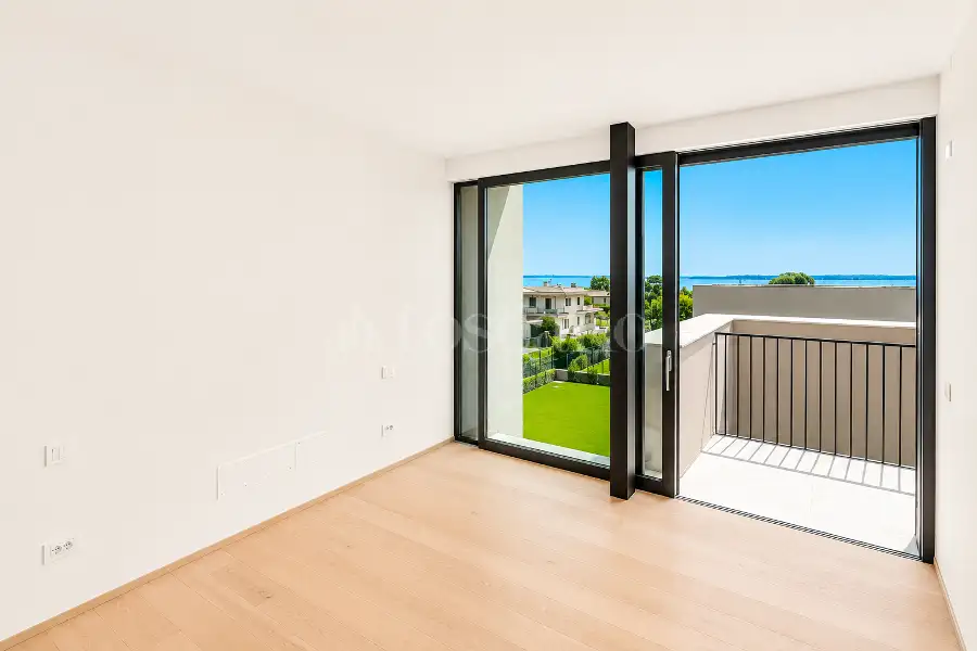 Villa in vendita di 335 mq a €1.740.000 (rif. 11/2025)