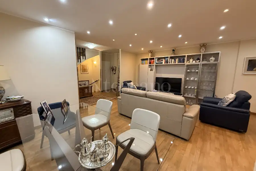 Casa in vendita di 180 mq a €600.000 (rif. 3/2026)