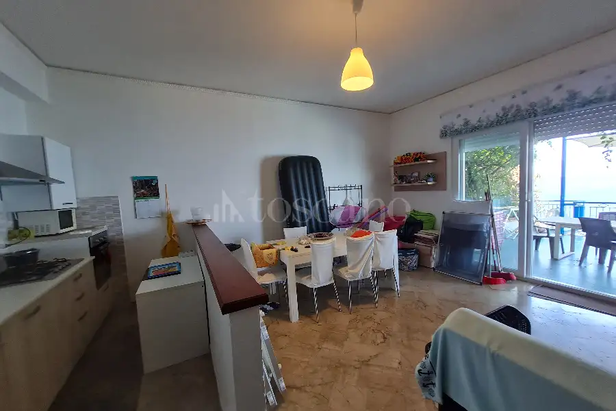 Villa Bifamiliare in vendita di 203 mq a €760.000 (rif. 51/2026)