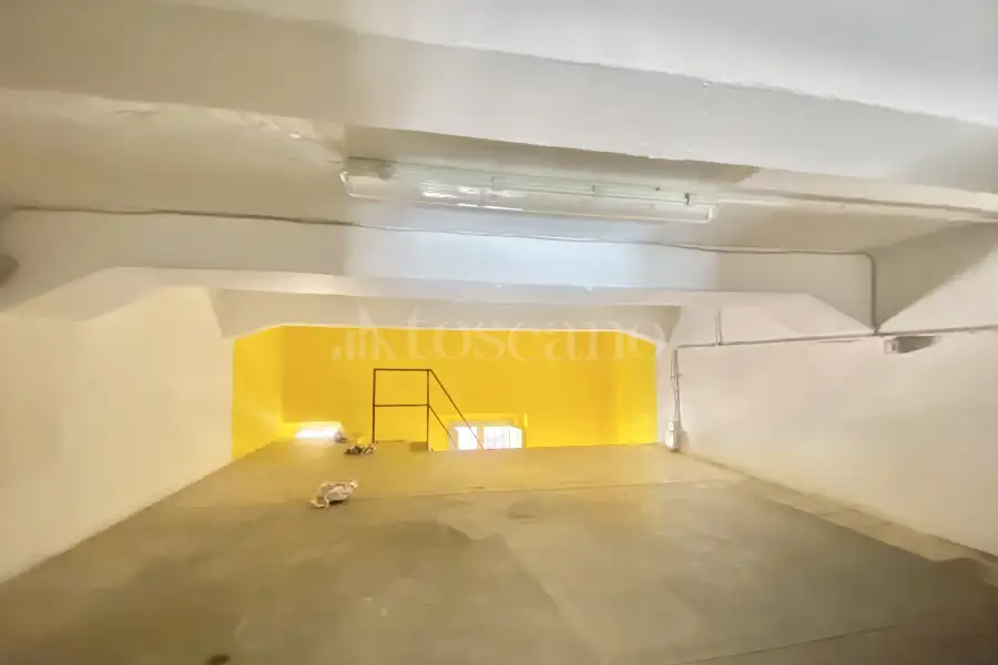 Negozio in vendita di 59 mq a €88.000 (rif. 19/2025)