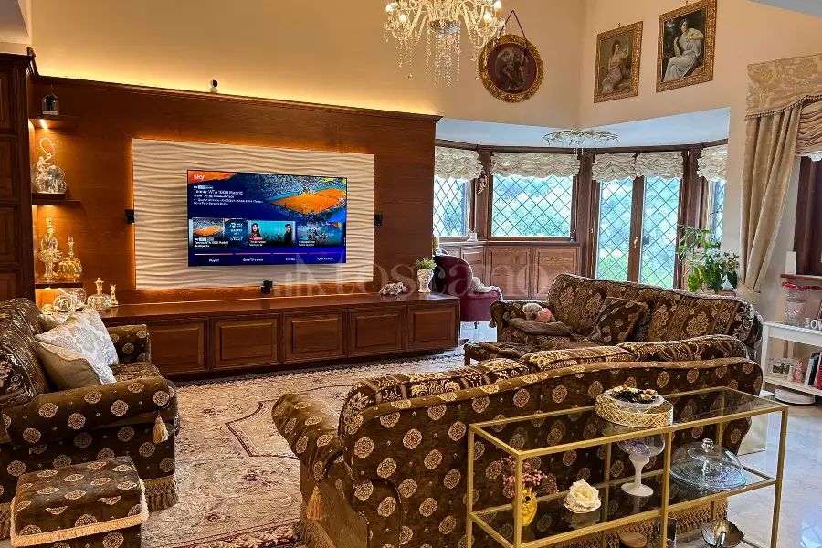 Villa in vendita di 650 mq a €998.000 (rif. 10/2024)