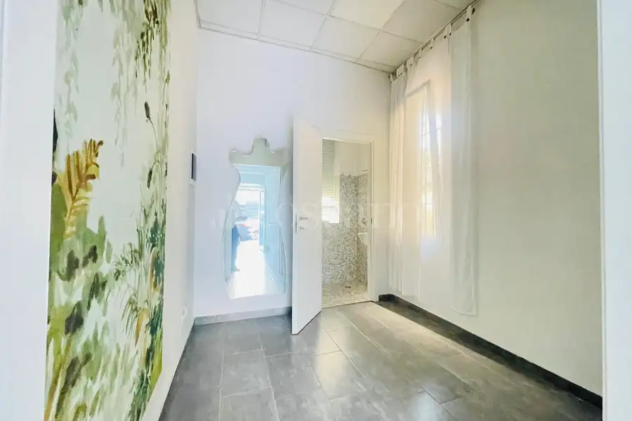Negozio in vendita di 31 mq a €98.000 (rif. 33/2026)