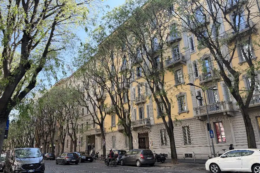 Stabile Uso Ufficio in vendita di 935 mq a €4.800.000 (rif. 2/2026)