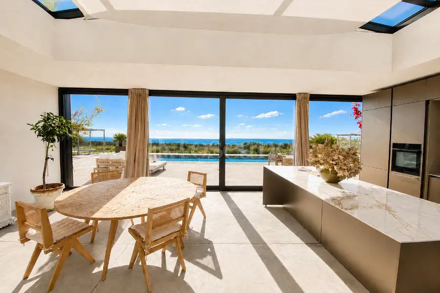 Casa Indipendente in vendita di 180 mq a €1.200.000 (rif. 23/2026)