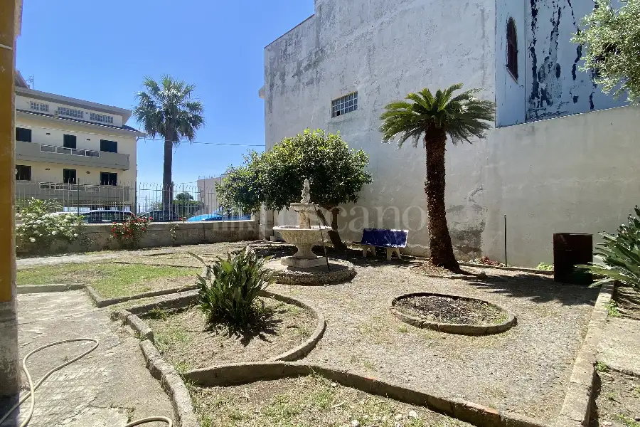 Villa Bifamiliare in vendita di 157 mq a €184.000 (rif. 24/2025)