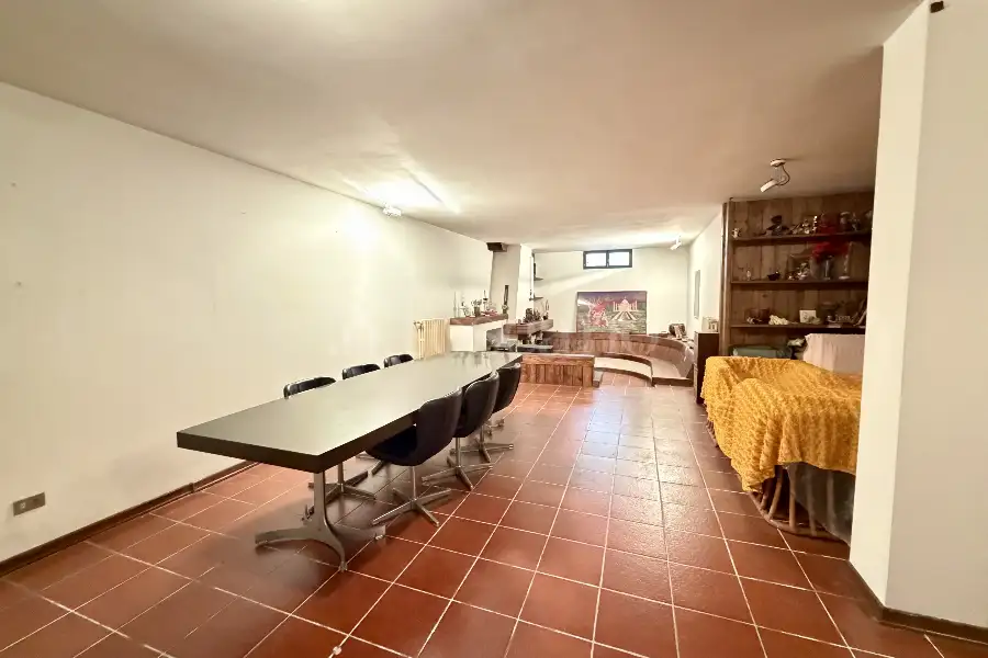 Villa in vendita di 400 mq a €870.000 (rif. 13/2026)