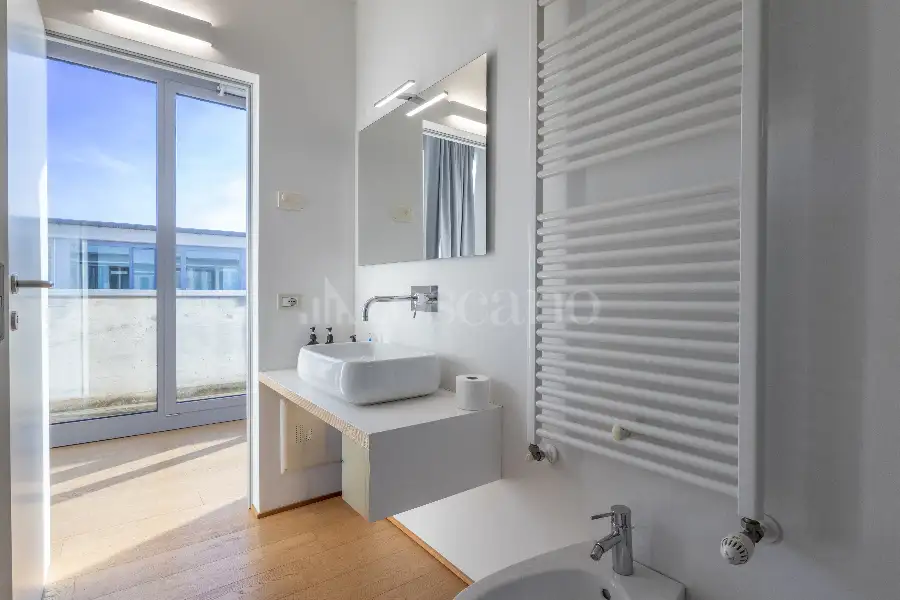 Attico in vendita di 200 mq a €695.000 (rif. 126/2025)
