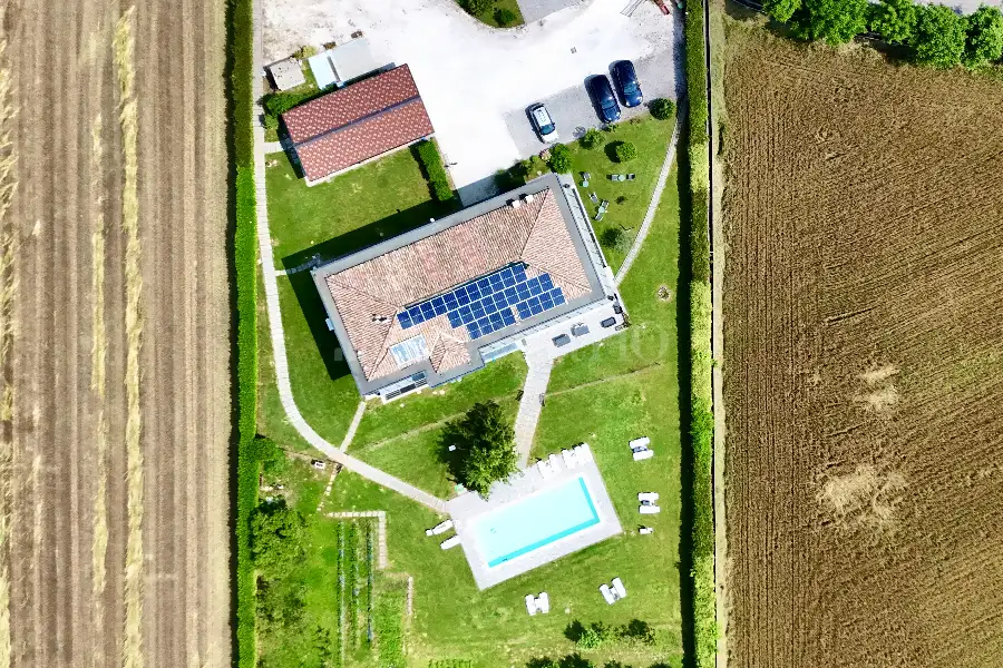 Villa in vendita di 750 mq a €1.500.000 (rif. 36/2024)