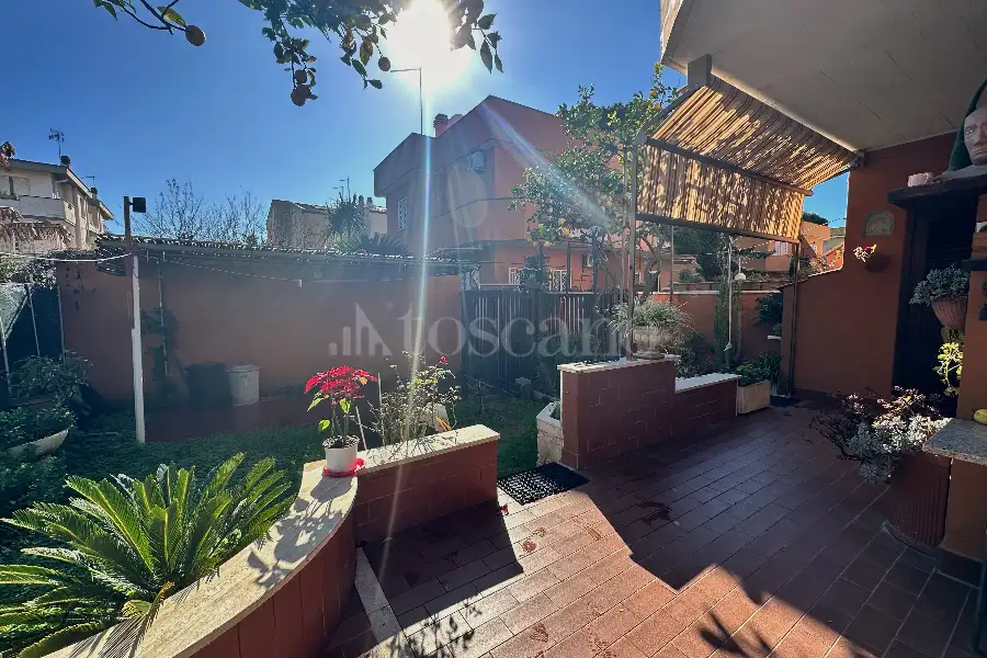 Villa Plurifamiliare in vendita di 100 mq a €260.000 (rif. 12/2026)