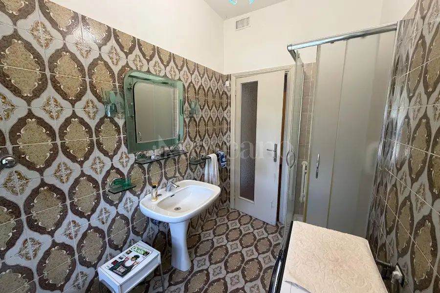 Villa Plurifamiliare in vendita di 250 mq a €575.000 (rif. 25/2026)