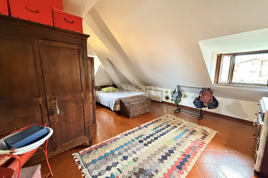 Attico in vendita di 230 mq a €189.000 (rif. 54/2026)