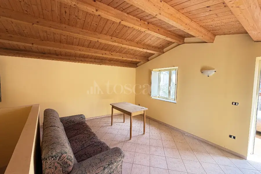 Casa Indipendente in vendita di 106 mq a €38.000 (rif. 19/2026)