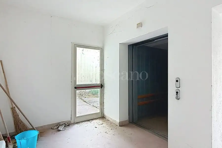 Capannone in vendita di 830 mq a €350.000 (rif. 213/2026)