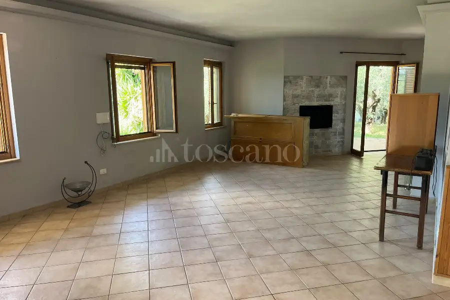 Villa Bifamiliare in vendita di 150 mq a €299.000 (rif. 49/2026)