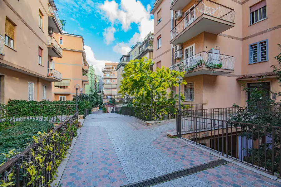 Attico in vendita di 90 mq a €365.000 (rif. 6/2026)