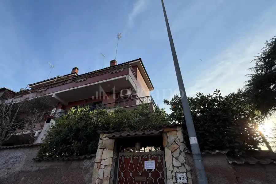Villino a Schiera in vendita di 150 mq a €375.000 (rif. 10/2026)