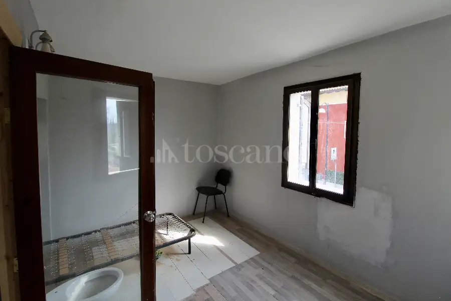 Casa Indipendente in vendita di 285 mq a €199.000 (rif. 49/2026)