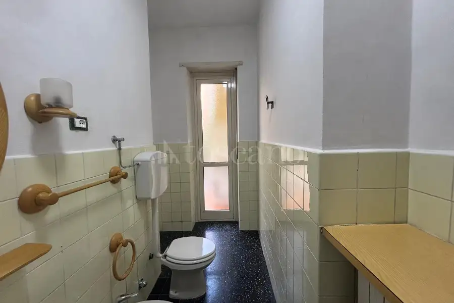 Stanza in affitto di 82 mq a €400 (rif. 38/2026)