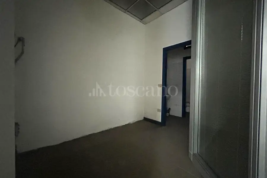 Negozio in vendita di 105 mq a €79.000 (rif. 26/2025)
