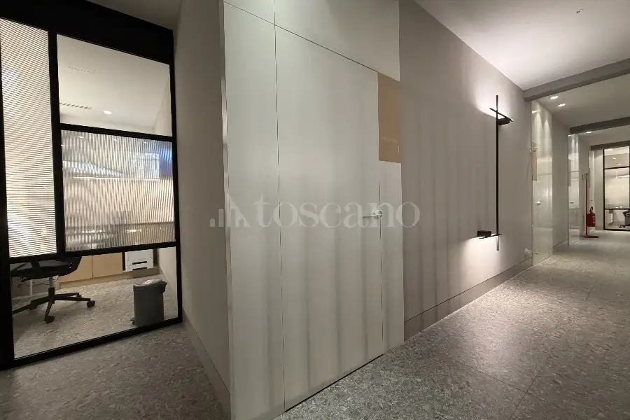 Negozio in vendita di 530 mq a €2.300.000 (rif. 65/2026)