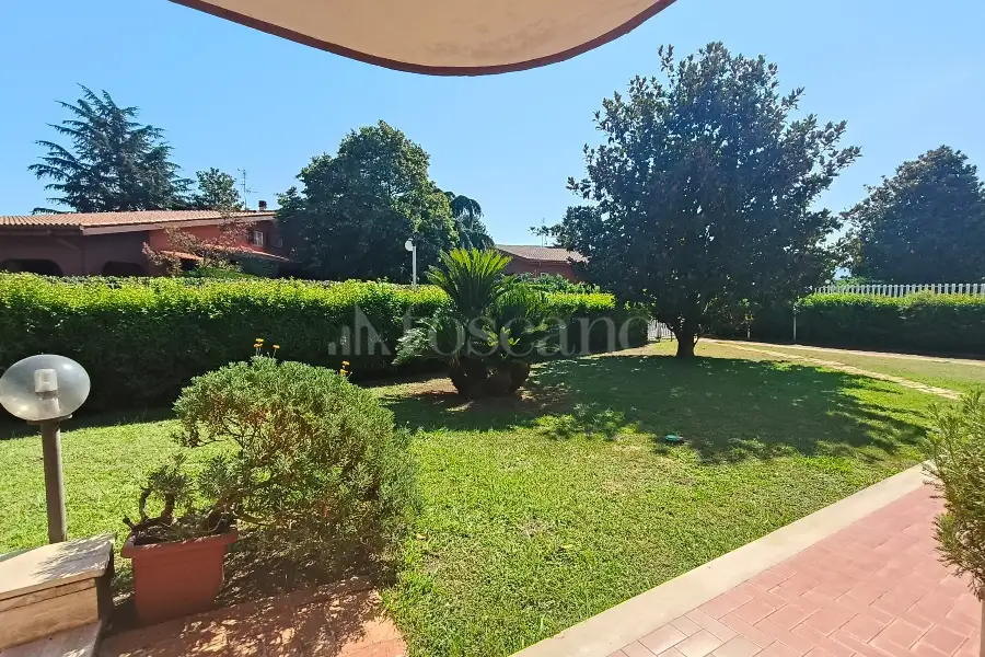 Villa Bifamiliare in vendita di 280 mq a €625.000 (rif. 62/2025)