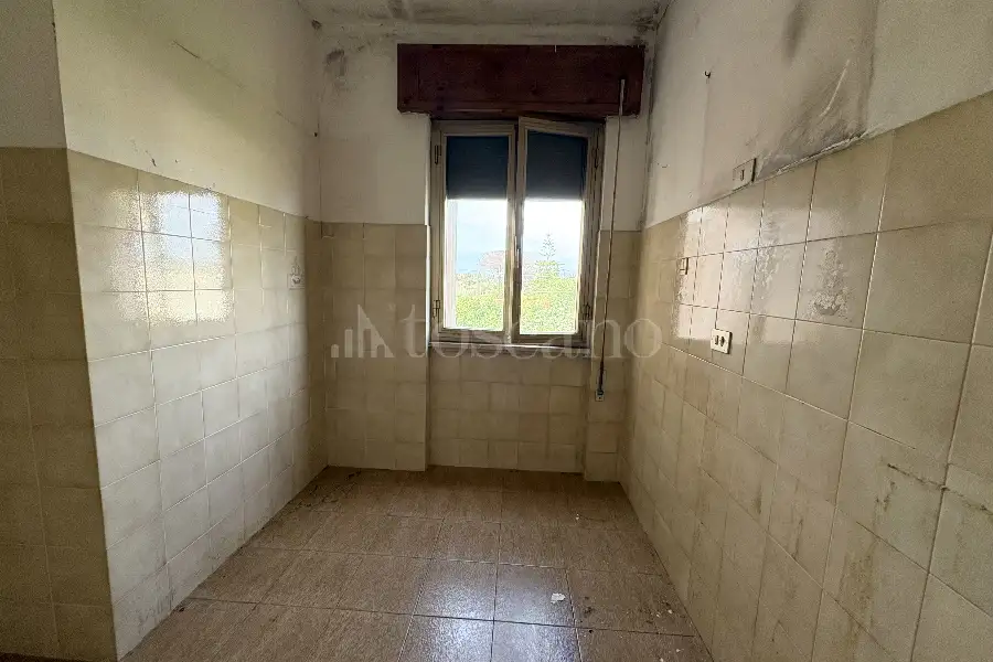 Palazzo in vendita di 300 mq a €199.000 (rif. 89/2026)