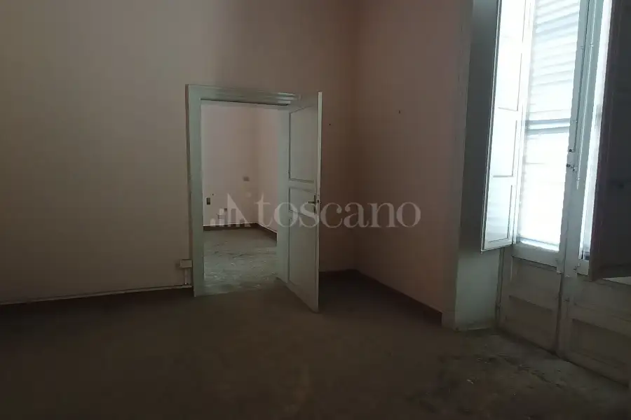 Casa in affitto di 267 mq a €1.350 (rif. 22/2026)