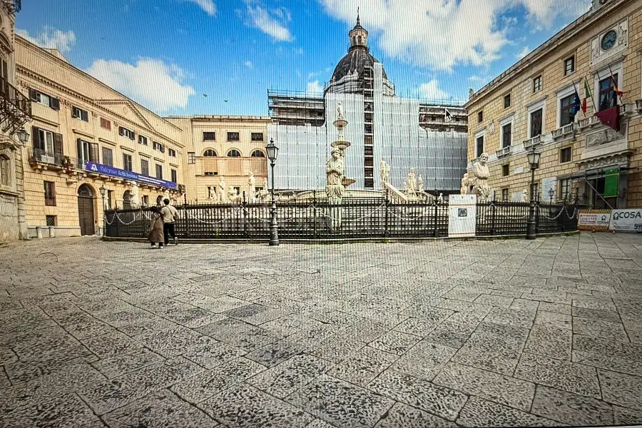 Attico in vendita di 500 mq a €1.600.000 (rif. 111/2025)