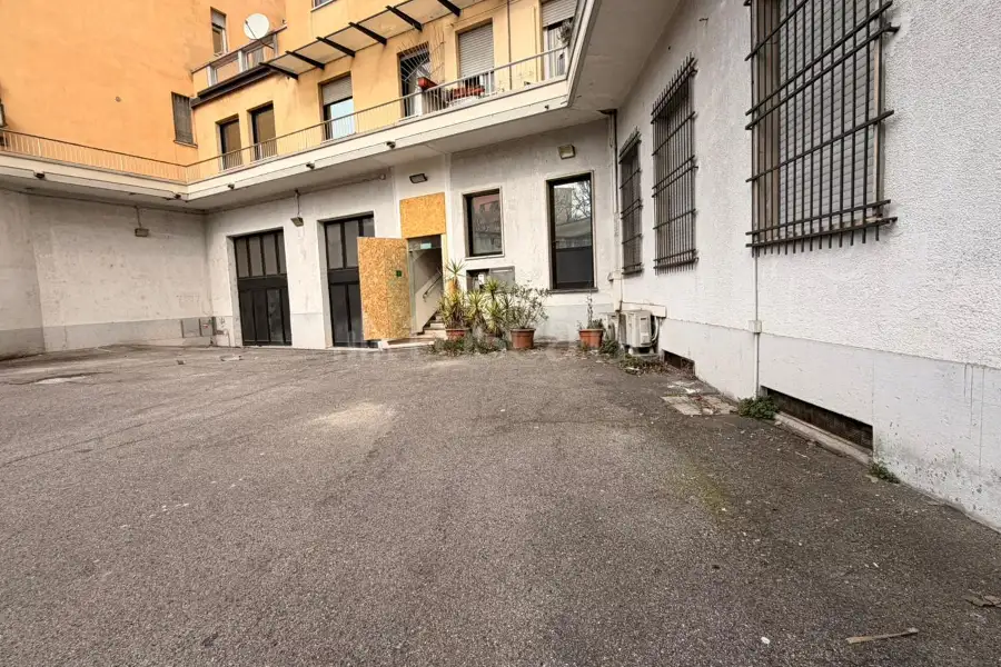 Ufficio in vendita di 200 mq a €379.000 (rif. 8/2026)