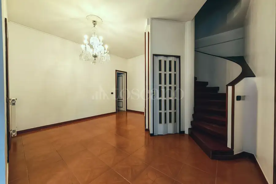 Villa Plurifamiliare in vendita di 260 mq a €489.000 (rif. 59/2026)