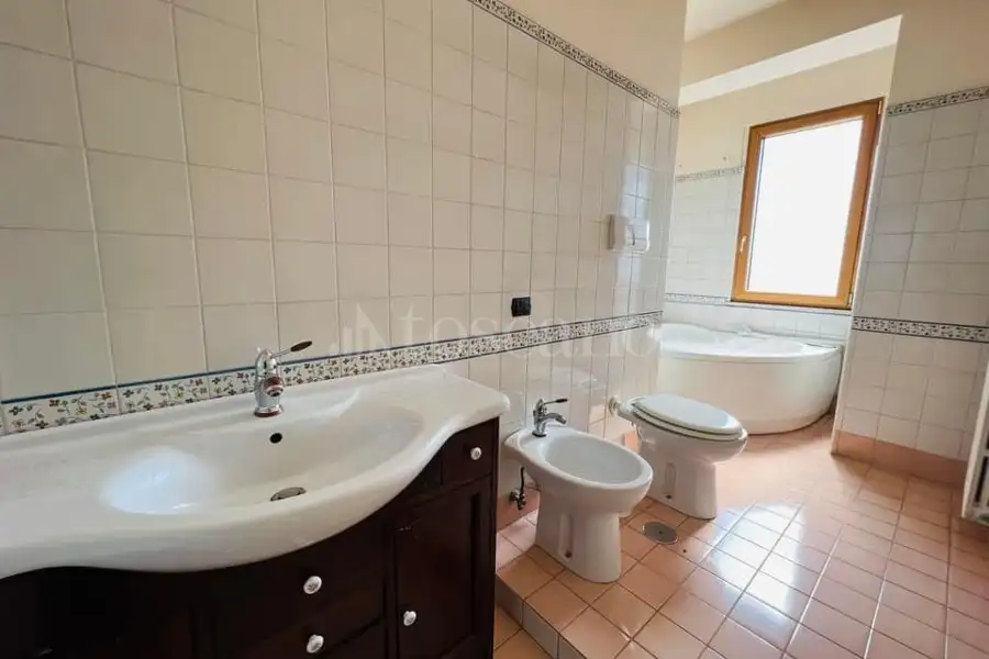 Villa in vendita di 280 mq a €275.000 (rif. 115/2026)