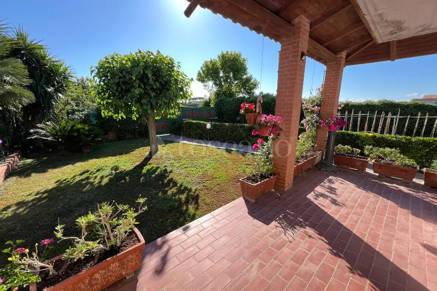 Villa Bifamiliare in vendita di 140 mq a €295.000 (rif. 95/2025)