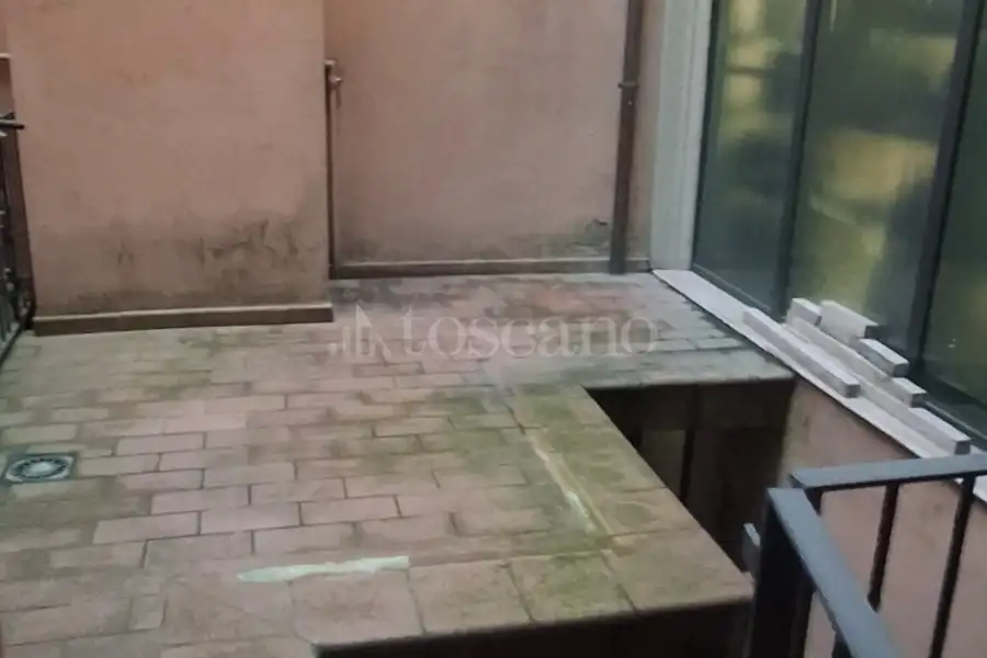 Negozio in vendita di 290 mq a €800.000 (rif. 8/2026)