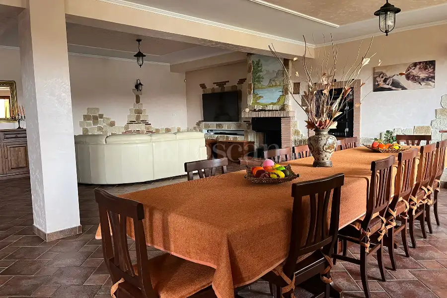 Villa in vendita di 250 mq a €599.000 (rif. 50/2025)