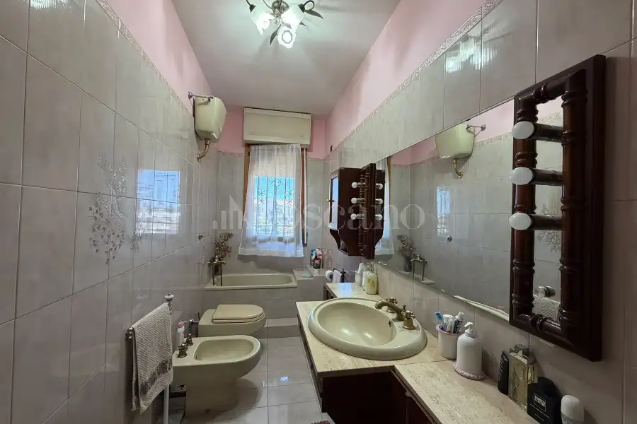 Villa Bifamiliare in vendita di 250 mq a €579.000 (rif. 20/2026)