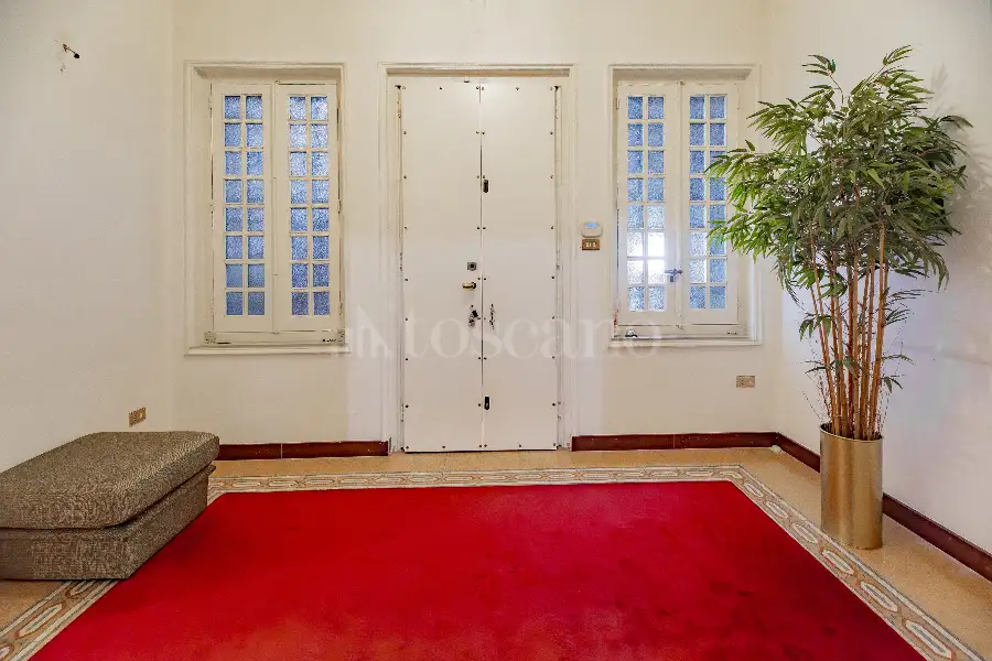 Casa in vendita di 340 mq a €790.000 (rif. 9/2025)