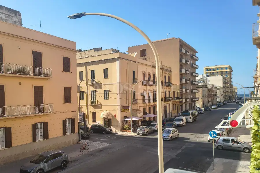 Palazzo in vendita di 585 mq a €338.000 (rif. 51/2026)