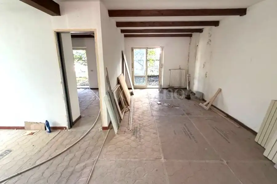 Villino a Schiera in vendita di 320 mq a €640.000 (rif. 16/2026)