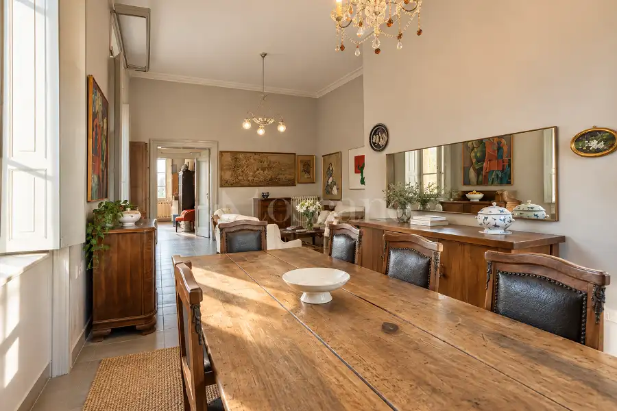 Villa Bifamiliare in vendita di 260 mq a €245.000 (rif. 50/2025)