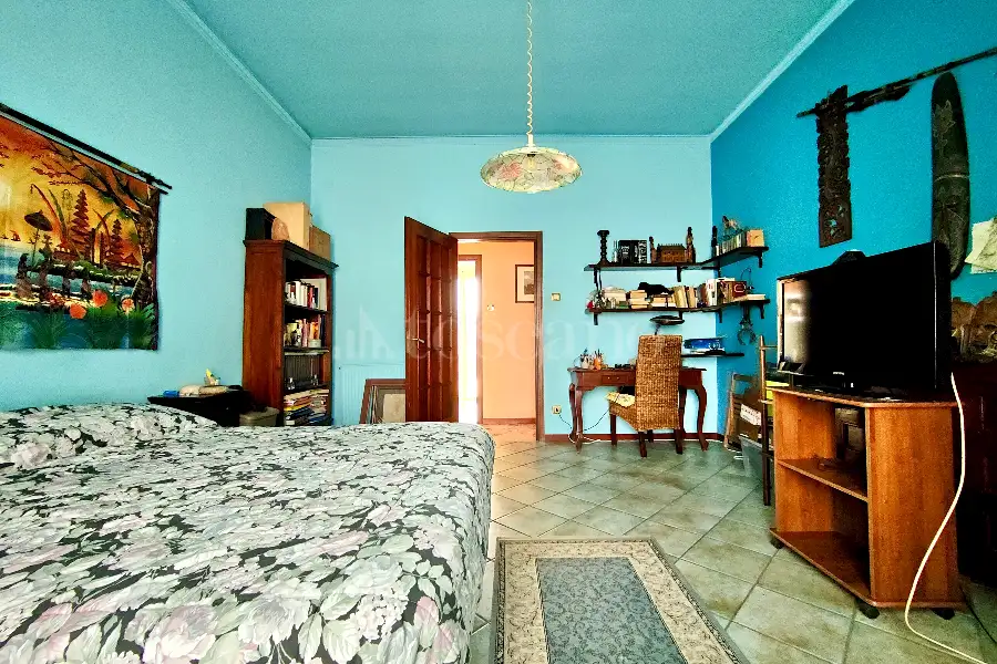 Attico in vendita di 210 mq a €375.000 (rif. 17/2026)